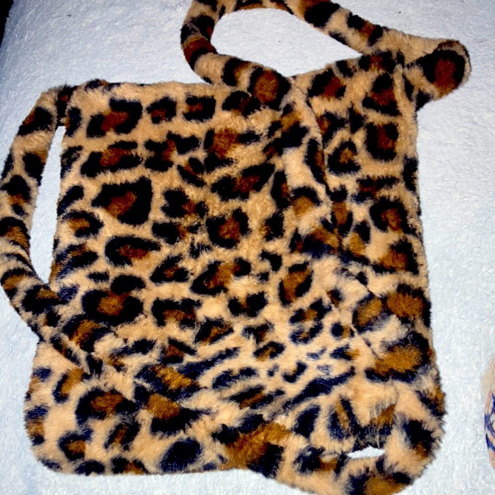 Y2K Cheetah Print Crossbody Bag